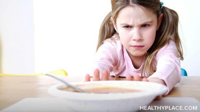 Tahukah Anda keberadaan gangguan makan pada anak kecil sedang meningkat? Pelajari bagaimana penyakit tersebut memengaruhi mereka dan gejala apa yang harus diperhatikan di HealthyPlace.