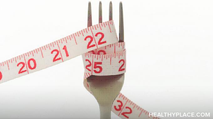 Temukan banyak penyebab gangguan makan dan mengapa orang mengembangkan gangguan makan seperti anoreksia dan bulimia.