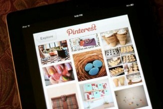 Pinterest dapat menjadi outlet yang bermanfaat karena menyediakan gangguan bagi mereka yang memiliki dorongan untuk melukai diri sendiri. Baca 3 cara Pinterest dapat membantu mengalihkan perhatian dari cedera diri.