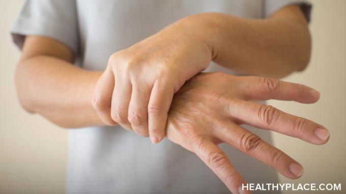 Mengidentifikasi tanda-tanda penyakit Parkinson bisa menakutkan, tetapi itu membawa Anda selangkah lebih dekat ke pengobatan. Inilah yang harus dilakukan jika Anda merasa takut.