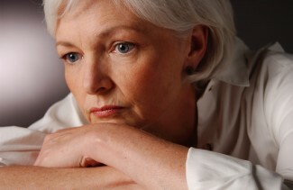 Mendiagnosis dan mengobati kecemasan pada lansia bisa sulit. Baca tips ini untuk mendiagnosis dan mengobati gangguan kecemasan lansia secara efektif.
