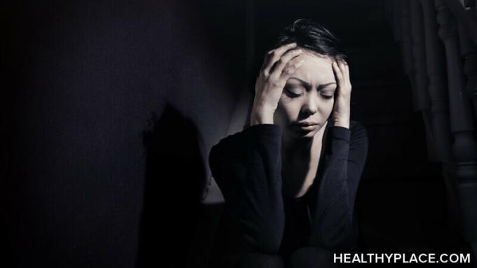 Penyebab kilas balik PTSD sangat kompleks; mereka juga cenderung individu. Pelajari mengapa kilas balik PTSD terjadi dan penyebabnya di HealthyPlace.