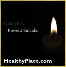 Bagaimana membantu sesuatu berpikir tentang bunuh diri, metode umum bunuh diri, depresi dan ide bunuh diri, riwayat bunuh diri keluarga, lebih.