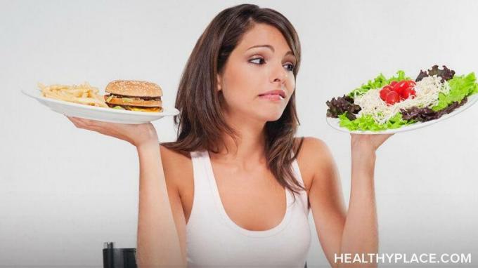Makan makanan pemicu dalam pemulihan gangguan makan bisa terasa menakutkan pada awalnya. Pada waktunya, itu lebih mudah. Inilah cara memperkenalkan kembali makanan pemicu ke dalam makanan Anda.